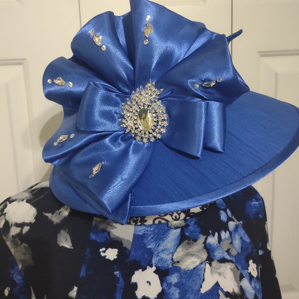 Giovanna Dress & Hat Collection